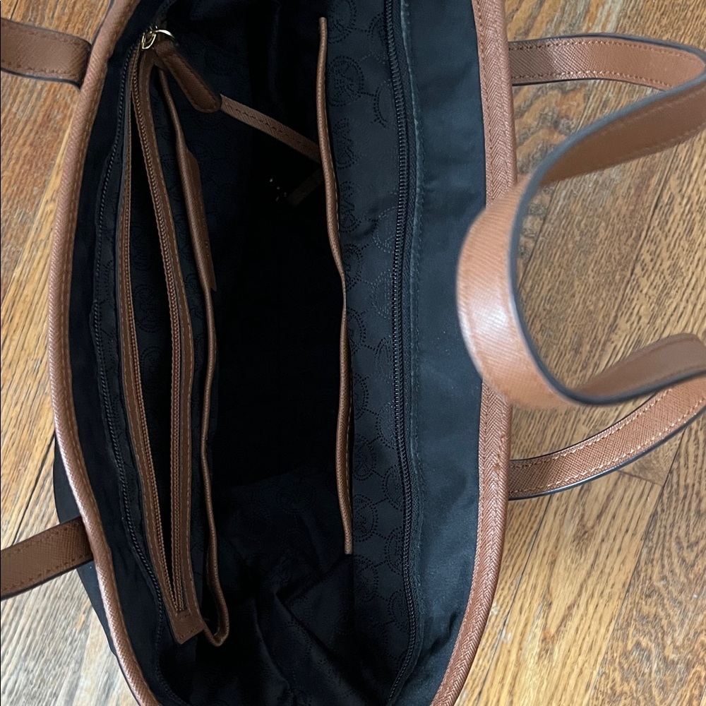 Michael Kors Black Nylon Leather 'Kempton' Tote Shoulder Bag Handbag Purse - Picture 6 of 9